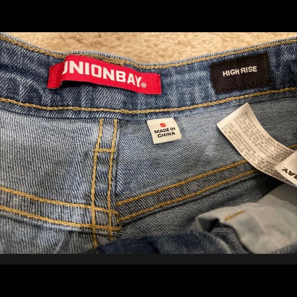 Unionbay Roxie Jean Shorts Stripe Red White Blue Juniors Size 5 High Rise - Picture 2 of 7